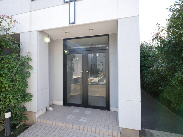 エントランス　★ガラスドアのあるおしゃれなエントランス★