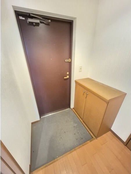 玄関　広々とした玄関です！