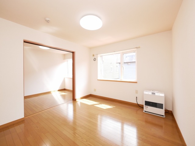 居室・リビング　リビング