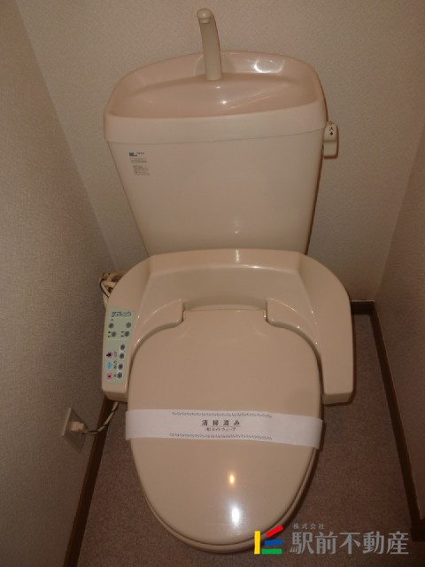 トイレ　ウォシュレット付です♪