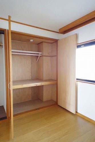 収納　類似室内