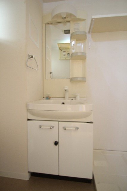 洗面設備　同物件別室です