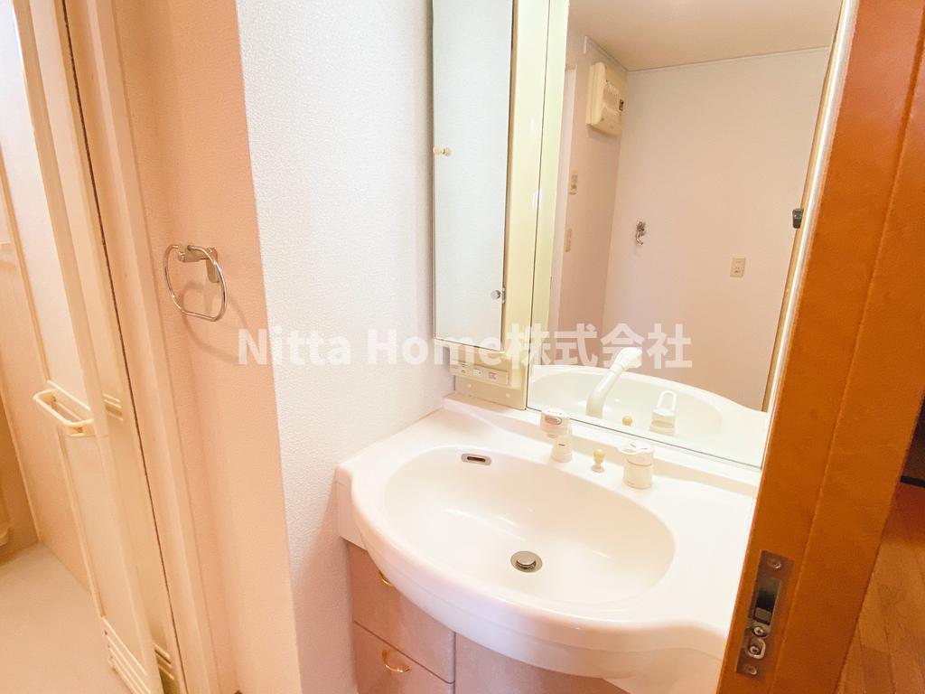 洗面設備　独立洗面台で身支度はバッチリ(^^)/