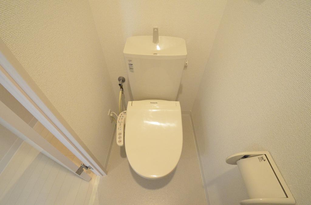 トイレ　シャワー付トイレ