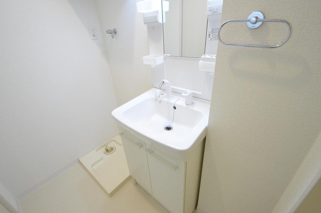 洗面設備　洗髪洗面化粧台