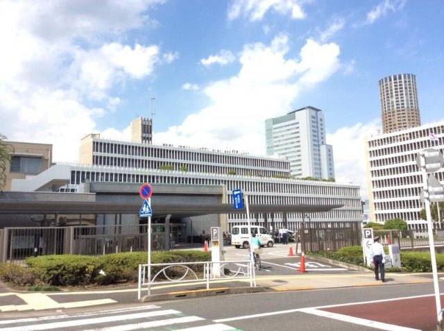 役所　目黒区役所（役所）まで1595m