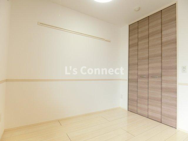 その他　３帖の洋室は寝室として使えます。