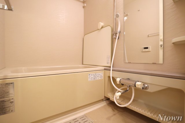 バス・シャワールーム　お風呂で日々の疲れを落としましょう