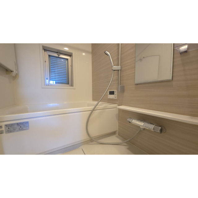 バス・シャワールーム　バス