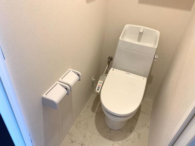 トイレ　内装イメージ画像