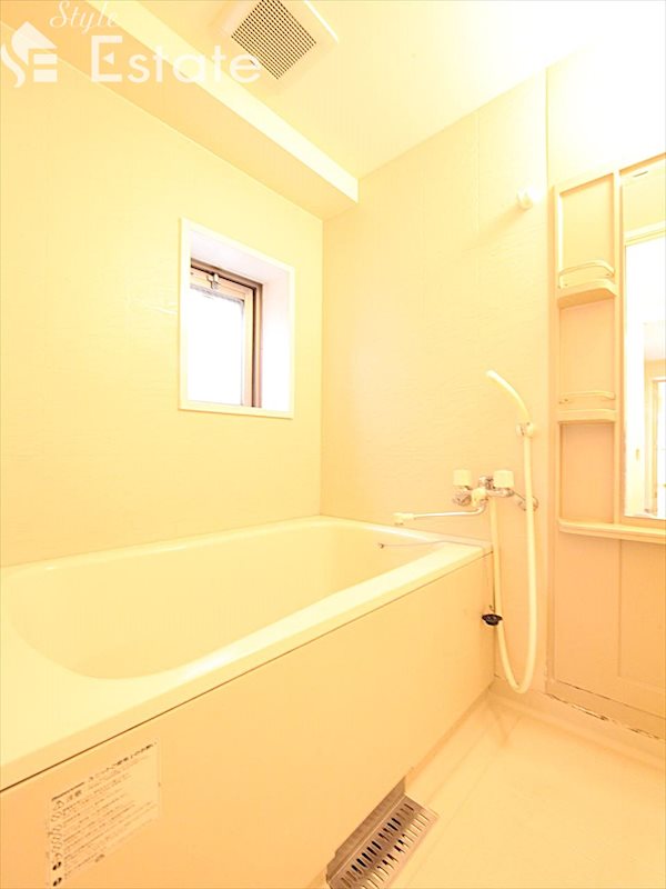 バス・シャワールーム　バスルーム