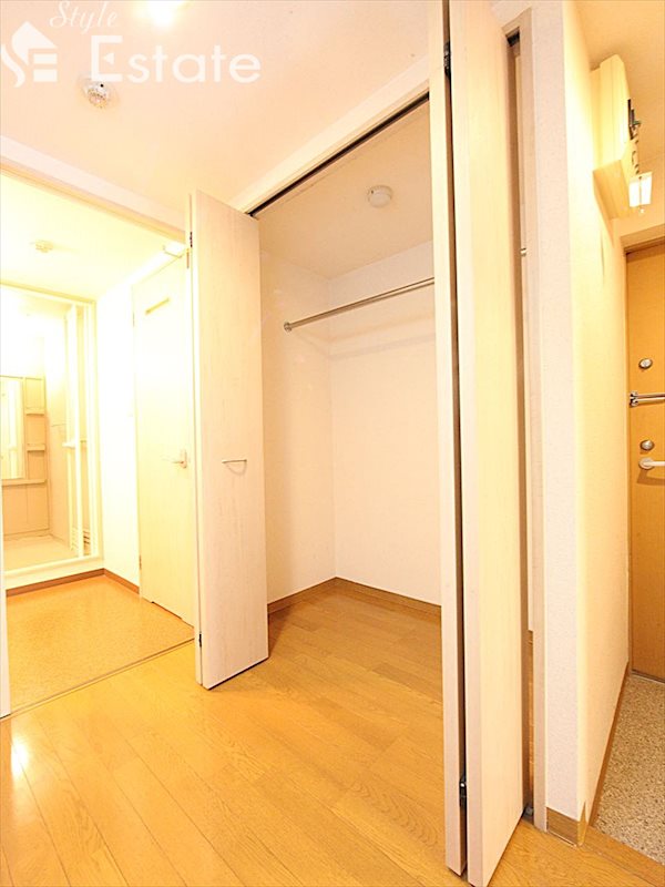 収納　クローゼット