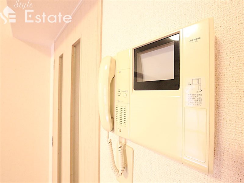 セキュリティ　モニター付きインターホン