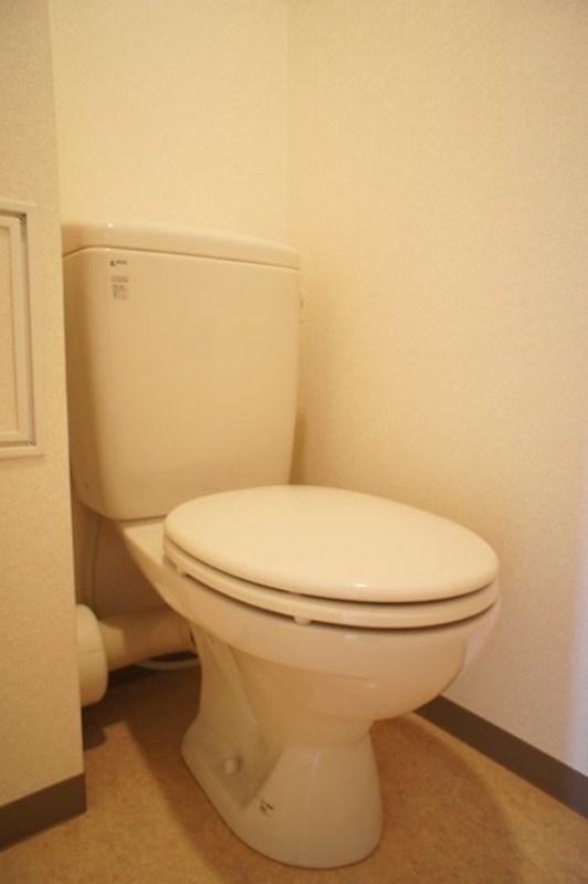 トイレ　図面と現状に相違がある場合には現状を優先