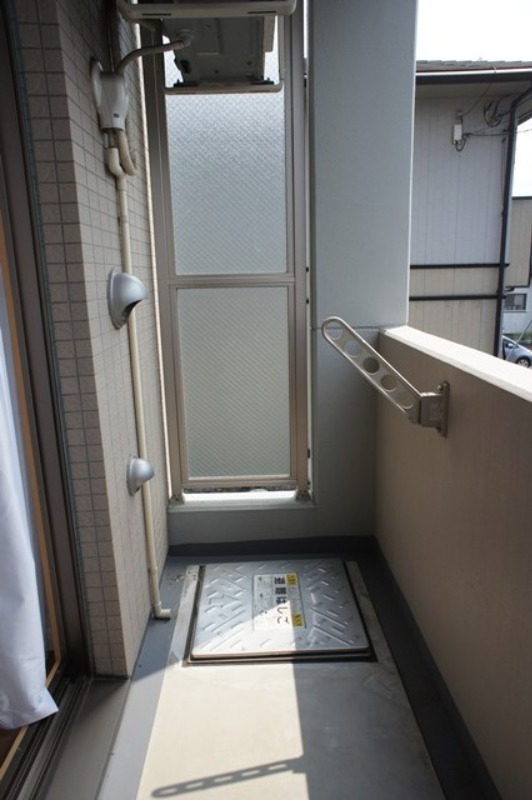 バルコニー　図面と現状に相違がある場合には現状を優先