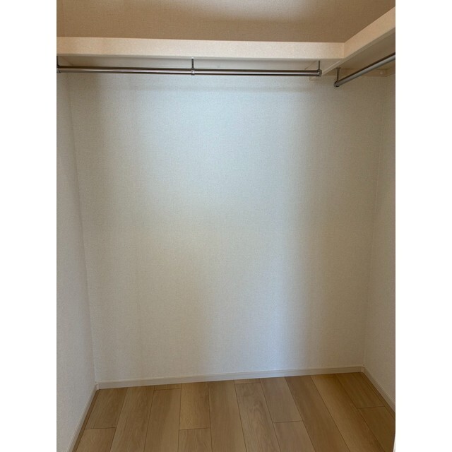 収納　ウォークインクローゼット