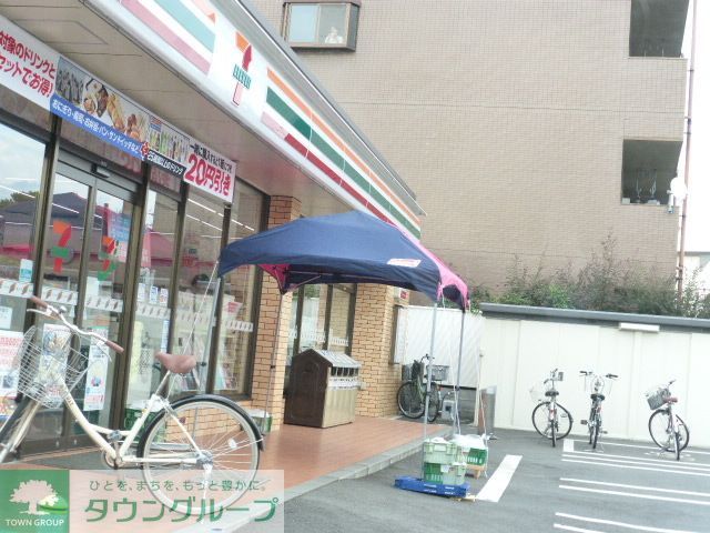 コンビニ　セブンイレブン調布仙川駅南店（コンビニ）まで90m