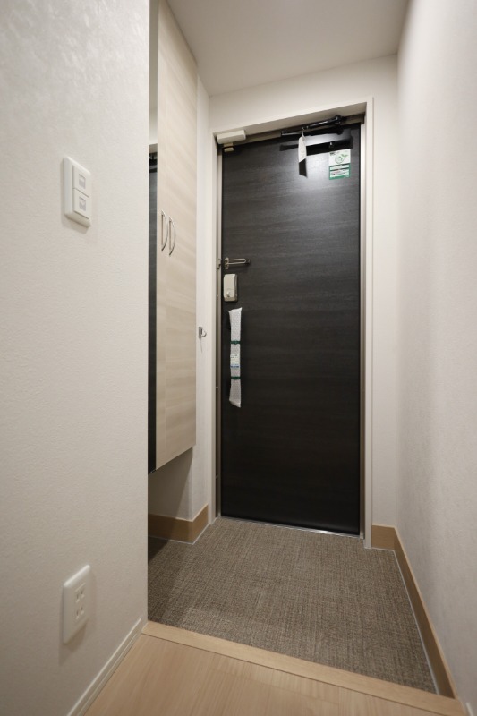 玄関　図面と現状に相違がある場合には現状を優先