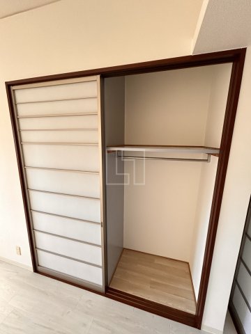 収納　コンソラーレ日本橋　クローゼット