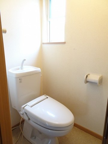 トイレ　トイレもきれいです