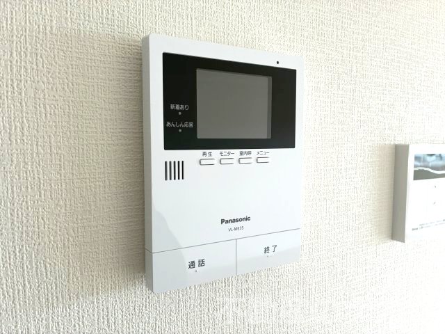 居室・リビング　※同タイプの部屋写真です