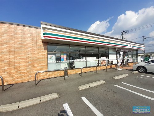 コンビニ　セブンイレブン 宇城松橋久具店（コンビニ）まで400m