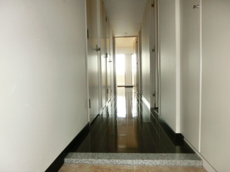 玄関　※別部屋の写真です