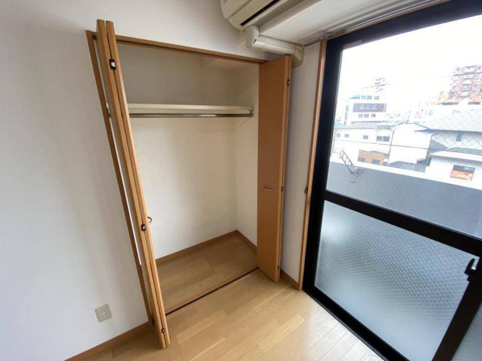 収納　クローゼット