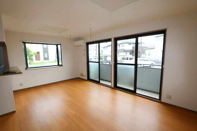 居室・リビング　開放感があるリビング♪