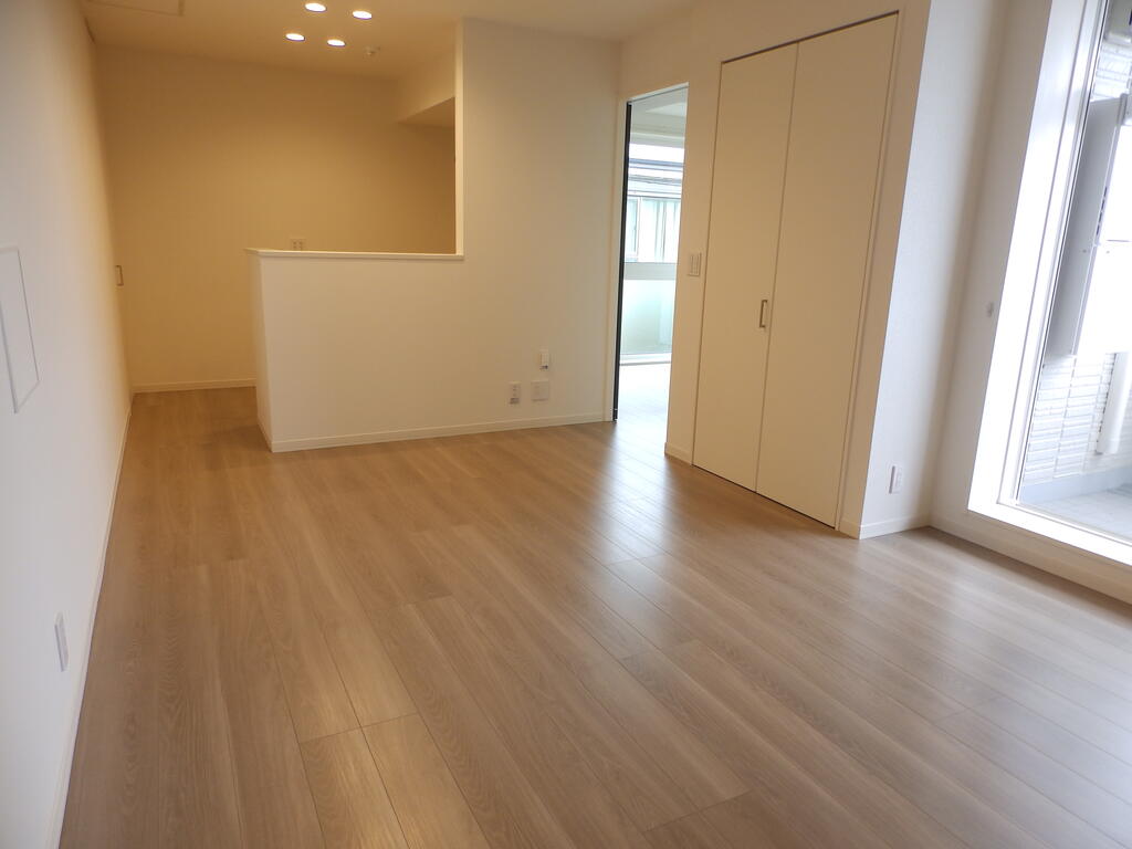 居室・リビング　（同施工会社　参考写真）