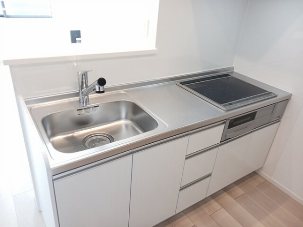 トイレ　内装イメージ