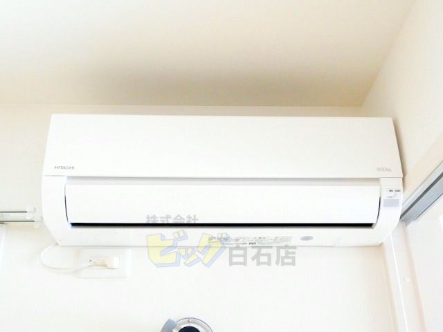 その他設備　夏も快適なエアコン付きです♪