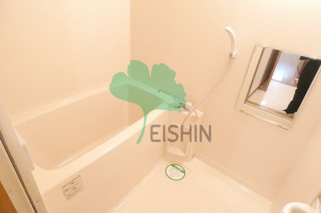 バス・シャワールーム　清潔感のある浴室です！