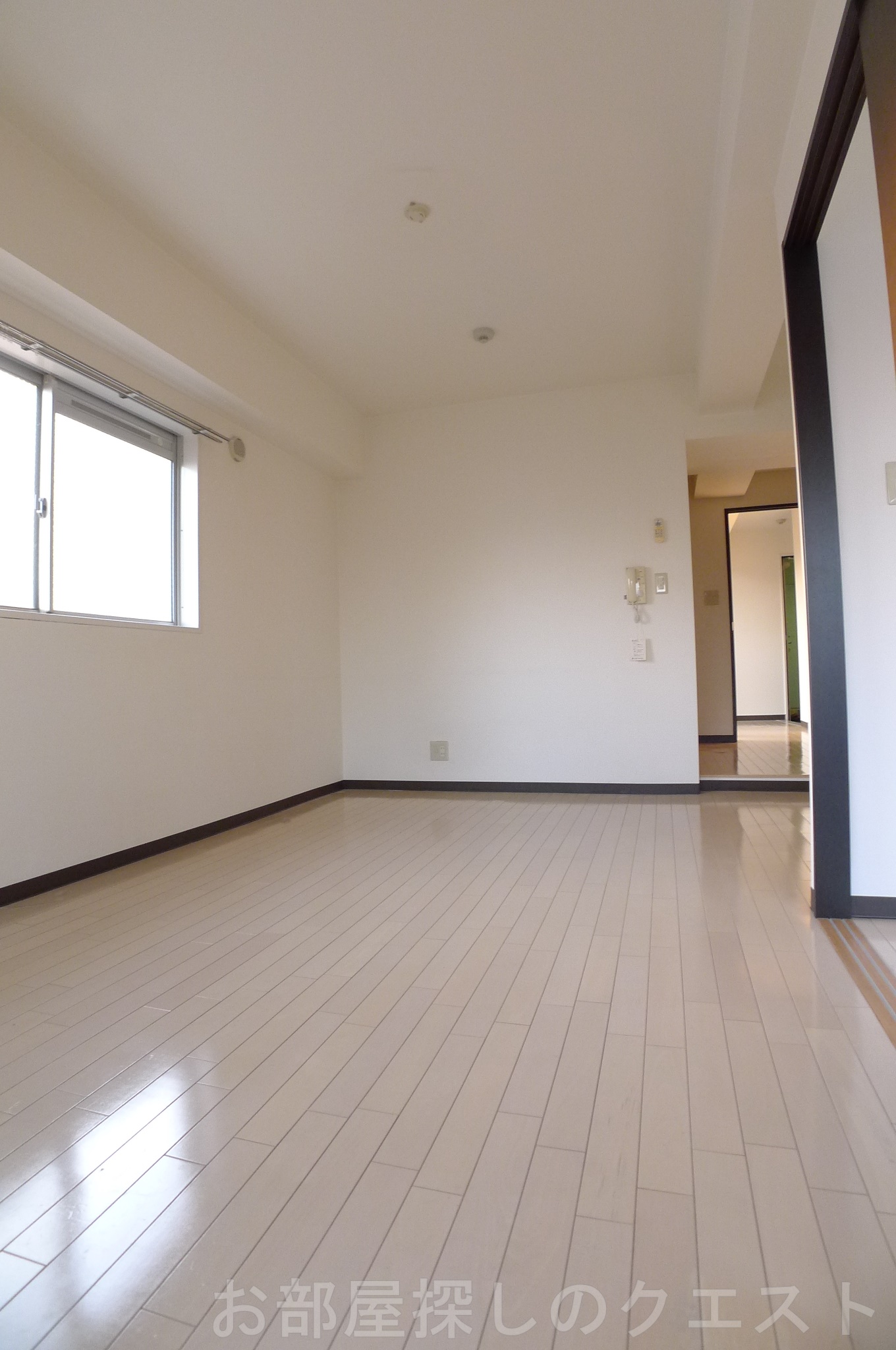 居室・リビング　（写真は同タイプ）