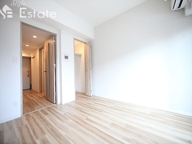 居室・リビング　内装