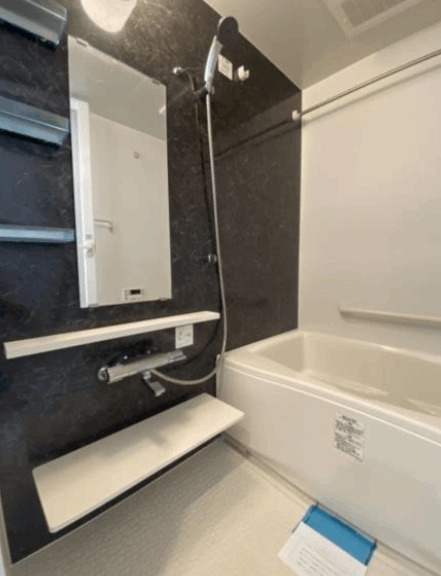 バス・シャワールーム　※別部屋参照