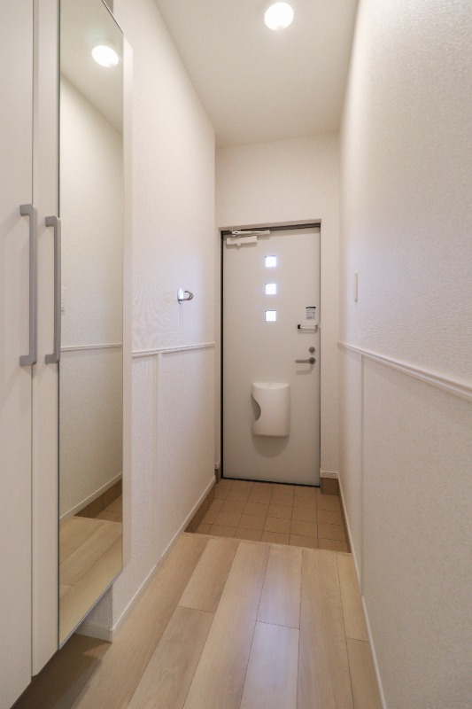 玄関　図面と現状に相違がある場合には現状を優先