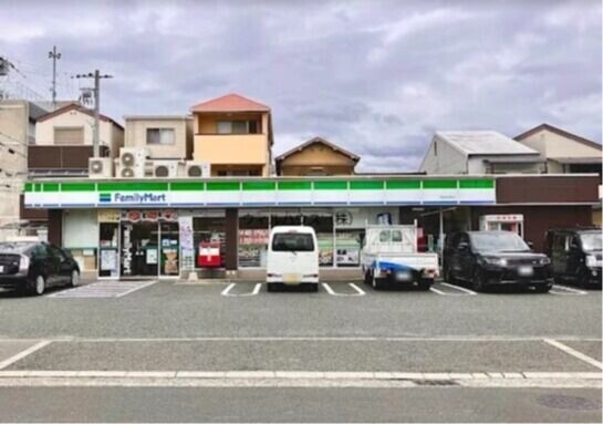 コンビニ　ファミリーマート京屋西湊店（コンビニ）まで1020m