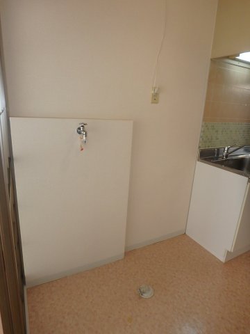 その他設備　※参考写真。別のお部屋の写真のため、色味が異なる場合がありま