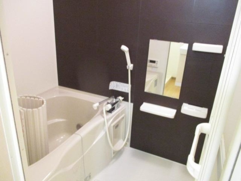 バス・シャワールーム　図面と現状に相違がある場合には現状を優先