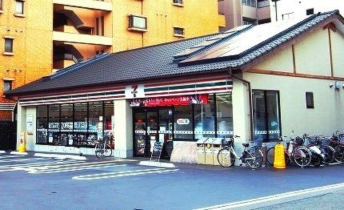 コンビニ　セブンイレブン出世稲荷前店（コンビニ）まで150m