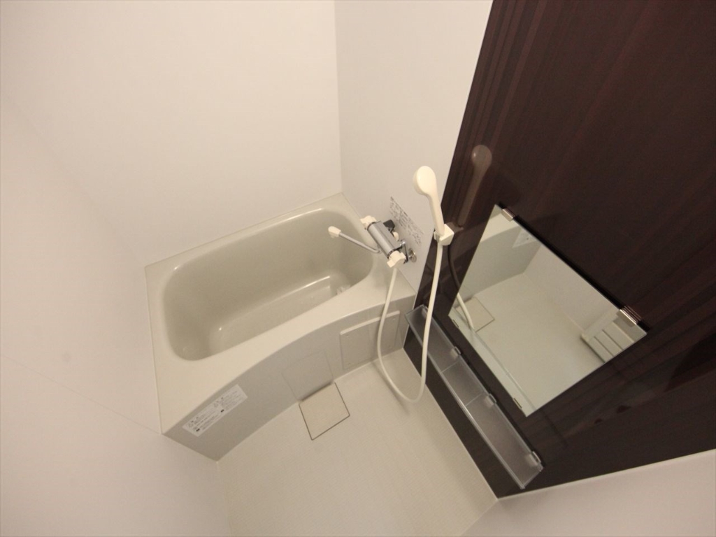 バス・シャワールーム　浴室暖房乾燥機付　24時間換気機能付バスルーム