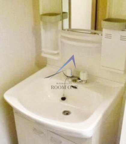 洗面設備　洗面台です。