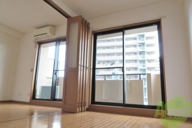 その他部屋・スペース　６．３帖の洋室です。寝室としても使えますよ。