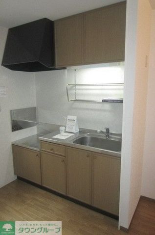 キッチン　二口ガスコンロ設置可。