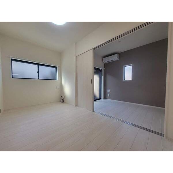 居室・リビング　※同建物別部屋を使用