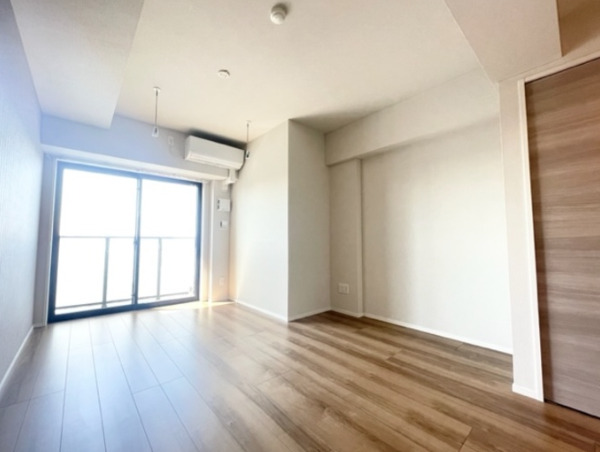 居室・リビング　ロイジェント山王