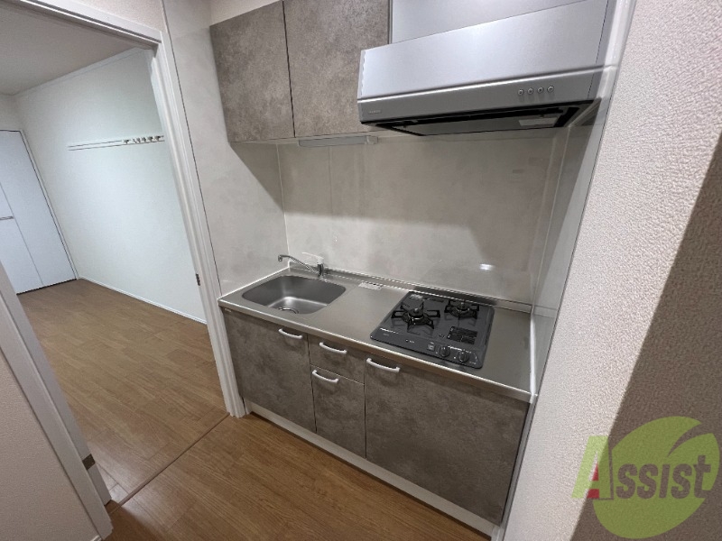 キッチン　キッチンは２口ガスコンロ付きです。毎日の料理が楽しみですね。