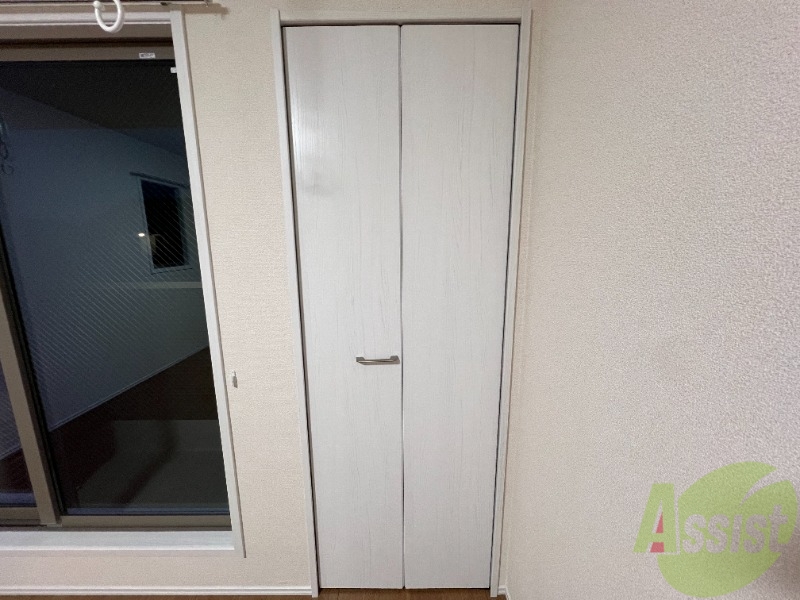 収納　クローゼットです。お荷物やお洋服はこちらにどうぞ。