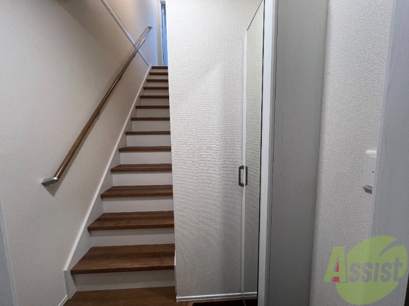 玄関　玄関から撮影しました。イメージを掴んでください。